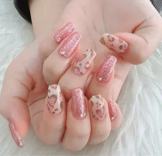 ネイル MoonHi Nail Salon所属・MoonHi Nail 朝霞台のネイルデザイン