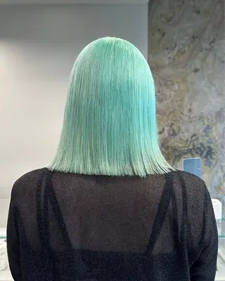 カラー 金森 凜久のヘアスタイル