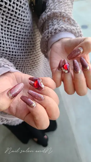 ネイル and Nのネイルデザイン