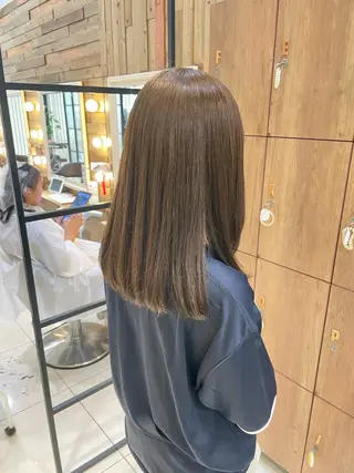 ミディアム 透明感color吉田 沙羅のヘアスタイル