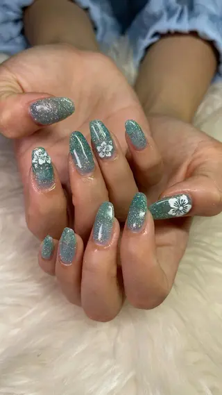 ネイル NAIL FOCUS Lisaのネイルデザイン