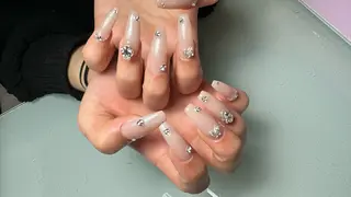 ネイル Hi beauty テイのネイルデザイン