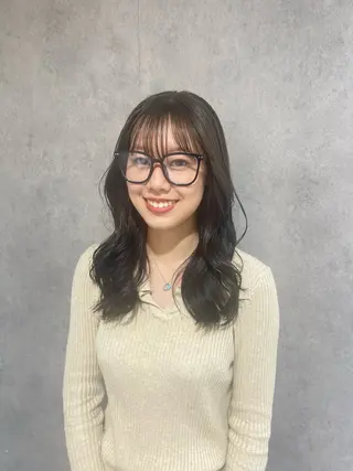 パーマ air Aoyama所属・はなざわ めいのヘアスタイル