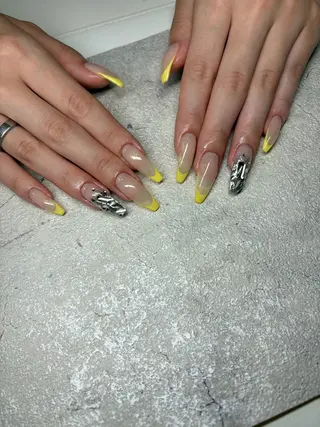 ネイル ANELA mのネイルデザイン