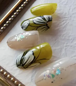 ネイル momohana  のネイルデザイン