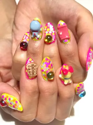 ネイル YUN 💅のネイルデザイン