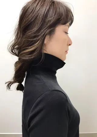 セミロング カラー HARUNA🤍 大人ショートヘアのヘアスタイル