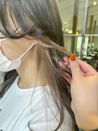 ロング カラー 伊藤ゆかり/髪質改善 /透明感カラーのヘアスタイル