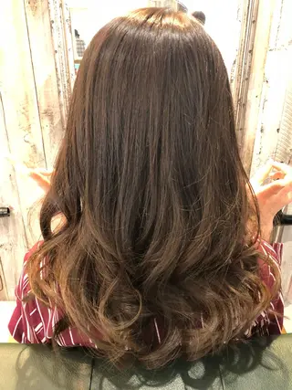 ロング 川野 賢のヘアスタイル