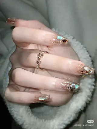 ネイル Dark honey池袋店所属・佐藤 アリアのネイルデザイン