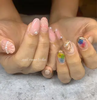 ネイル ﾈｲﾙﾙｰﾑﾘｯｶ 𝐦𝐚𝐲𝐮のネイルデザイン