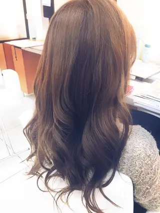 カラー N° jillva ♦️川端裕司♦️のヘアスタイル