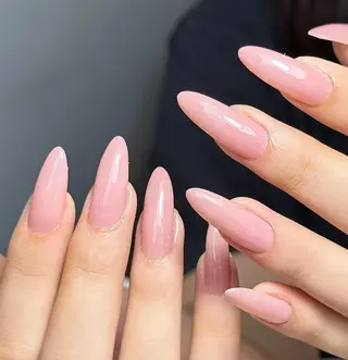 ネイル Pure&Rich Nailのネイルデザイン