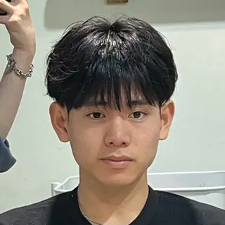 メンズ フェザーパーマ🌙 毛流れ yuzukiのヘアスタイル