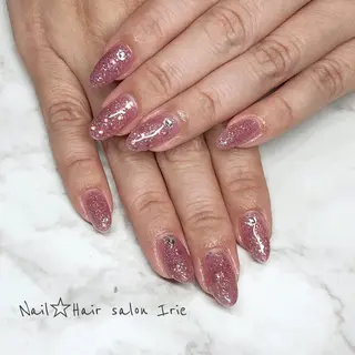 ネイル Hair salon Irie所属・與儀 知佳のネイルデザイン