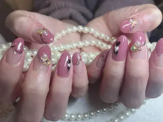 セミロング ネイル 長さ出し専門 nynaのネイルデザイン