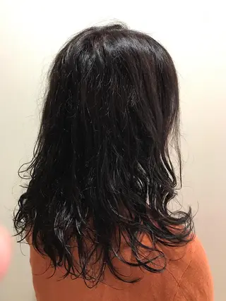 セミロング カラー パーマ 横田 尚登のヘアスタイル