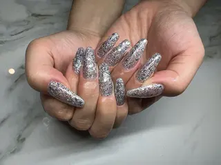 ネイル tty Nail&Eyelash所属・利光 絵瑠のネイルデザイン