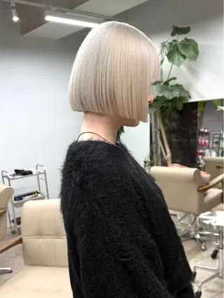 ミディアム U-fuショート 伊藤拓海のヘアスタイル