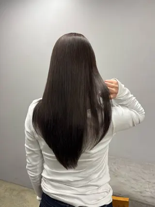 セミロング カラー nude所属・𝐀𝐦𝐞𝐫𝐢 /透明感カラーのヘアスタイル