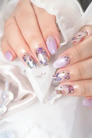 ネイル オーダーネイルチップ サロンcelebiのネイルデザイン