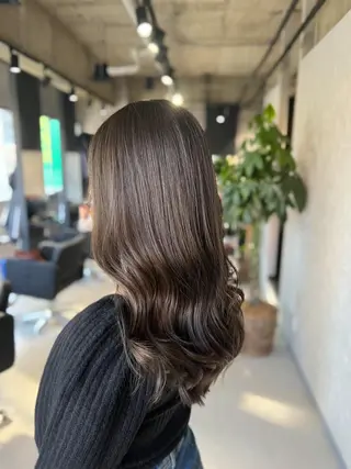 セミロング カラー mimiiy梅田 中崎町ハイトーンのヘアスタイル