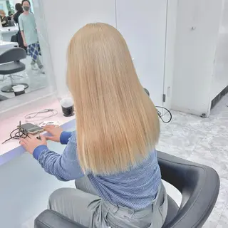 ミディアム カラー ヘアアレンジ 🤍透明感カラー🤍 ブリーチ🤍AINEのヘアスタイル