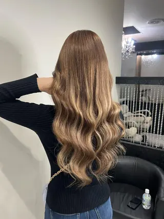 ロング YUDU🍊 germe/ジェルムのヘアスタイル