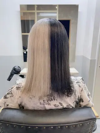 ミディアム EMANON新宿南口所属・ウルフ×ハイトーン 🦄Shiori🦄のヘアスタイル