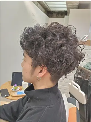 パーマ メンズ えんどう みほのヘアスタイル