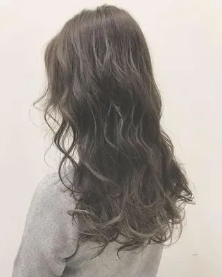 カラー ho nokaのヘアスタイル