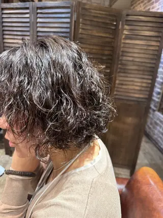 パーマ オノ ソウイチロウ/ ブリーチ/パーマのヘアスタイル