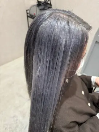 カラー 保坂 瞭のヘアスタイル