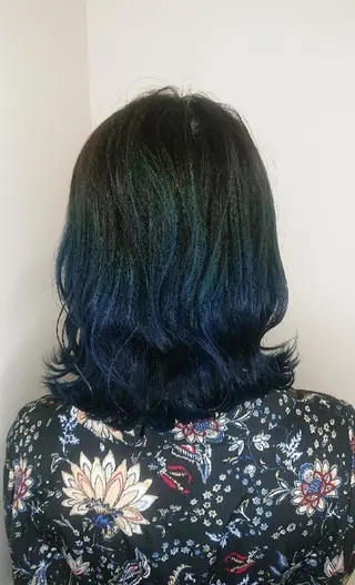 カラー ブリーチ/ヘアケア/ 艶髪/イギチハルのヘアスタイル