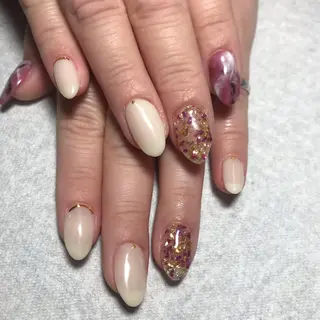 ネイル ECLAT エクラ所属・寺山 千鶴のネイルデザイン