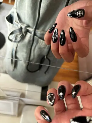 ネイル Feliz所属・Feliz 楽しいネイルサロンのネイルデザイン