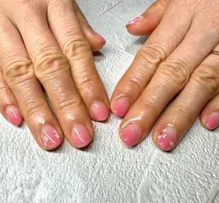 ネイル Tanemoto所属・Ueda Rieのネイルデザイン