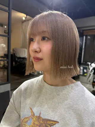 ショート カラー LeAng所属・佐伯 桃のヘアスタイル