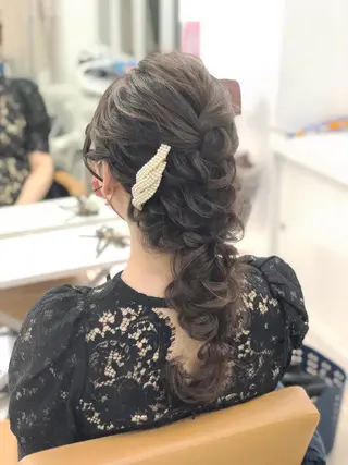 ヘアアレンジ laera 佐藤のヘアスタイル