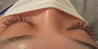 マツエク・マツパ 💡次世代LED -TIARA💡のマツエク・マツパデザイン