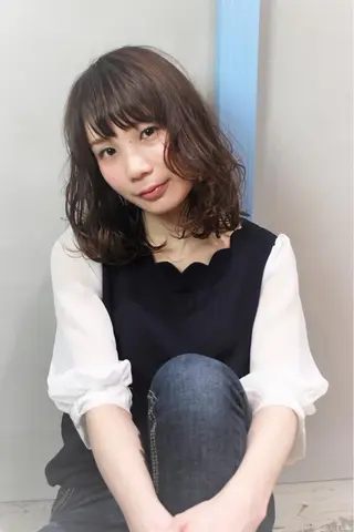 ミディアム 所渉/韓国レイヤー /ウルフカットのヘアスタイル