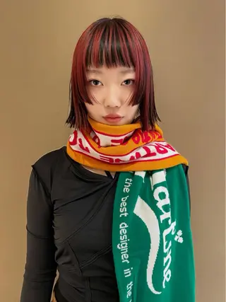 ショート カラー SALOWIN所属・ブリーチ✨ ボブ🪢レイヤーのヘアスタイル