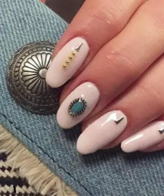 ネイル ゲン レイカのネイルデザイン