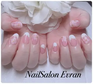 ネイル Nail salon Evranのネイルデザイン