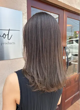 セミロング カラー カワシマ セイカのヘアスタイル