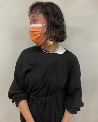 ミディアム パーマ 田中 碧のヘアスタイル