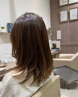 セミロング カラー Ash 銀座店所属・骨格補正カット /マンツーマン/のヘアスタイル