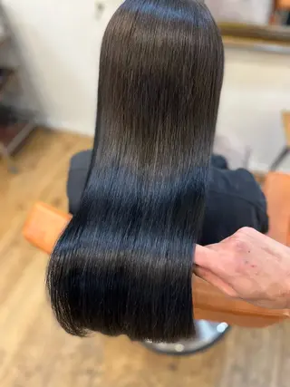 ロング ⚪️髪質改善 縮毛 店長 コウ⚪️のヘアスタイル