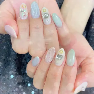 ネイル MoON...❤︎ MeGuのネイルデザイン