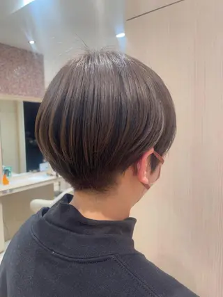 ショート カラー 韓国ヘアメイク🎀/ 縮毛矯正✨山本媛香のヘアスタイル